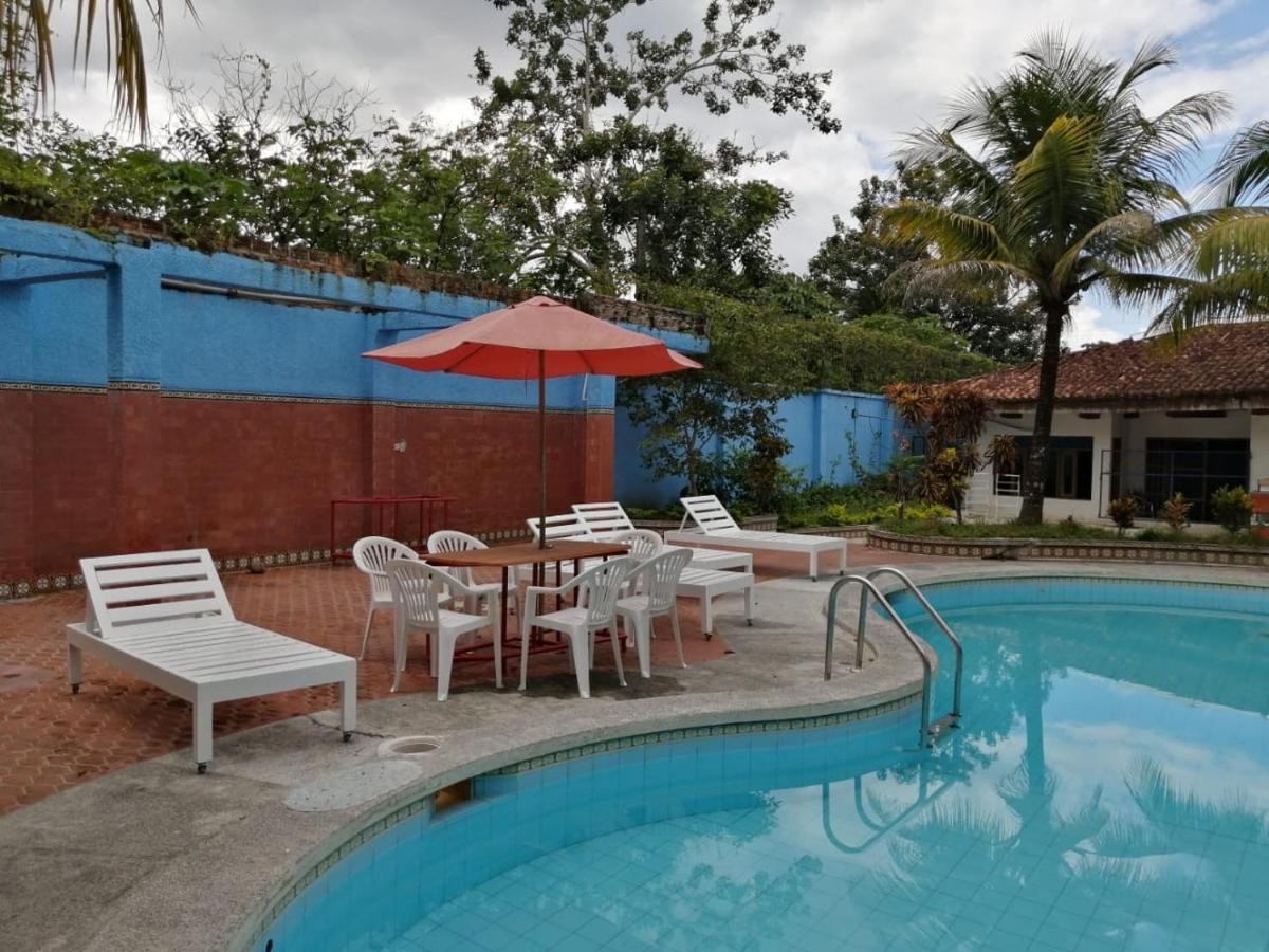 Poseidon Guest House Iquitos Extérieur photo