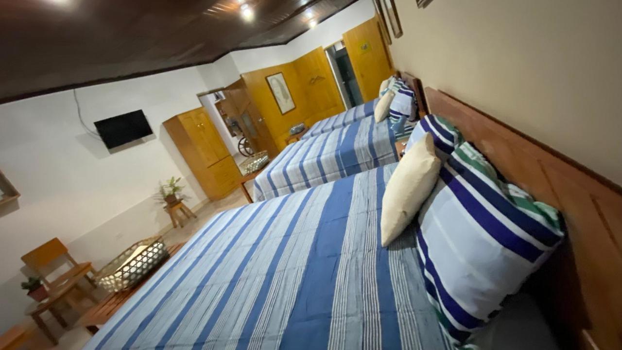 Poseidon Guest House Iquitos Extérieur photo