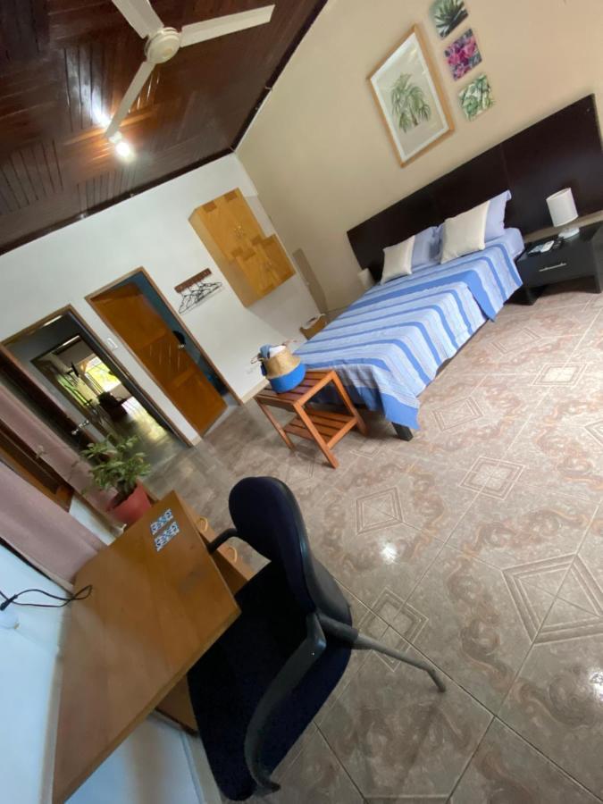 Poseidon Guest House Iquitos Extérieur photo