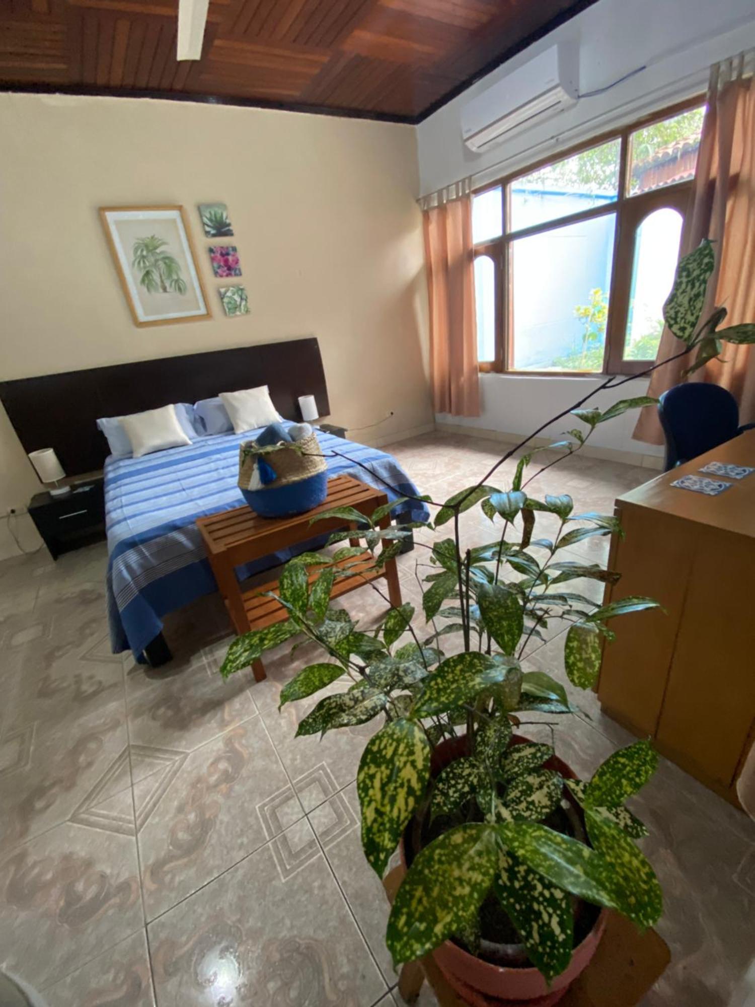 Poseidon Guest House Iquitos Extérieur photo