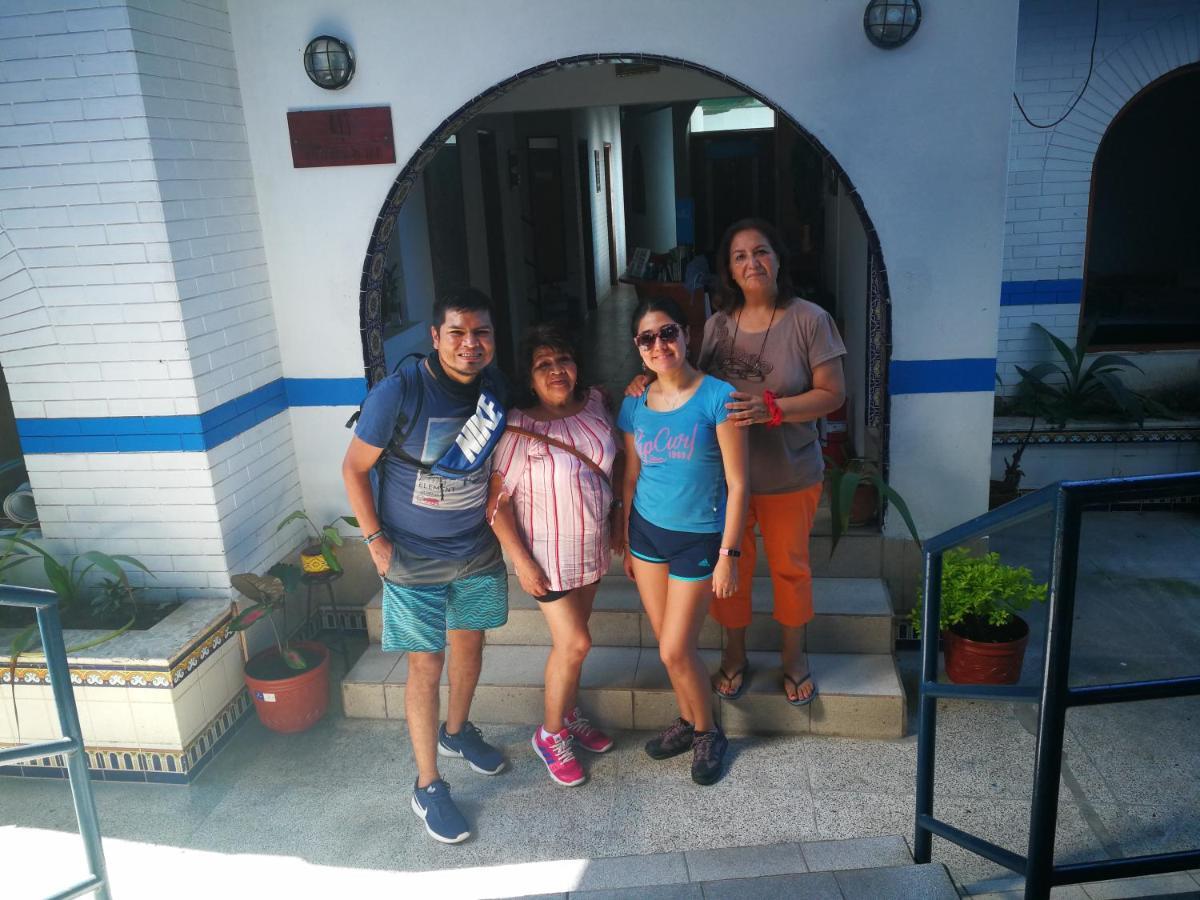 Poseidon Guest House Iquitos Extérieur photo